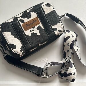 Wrangler crossbody